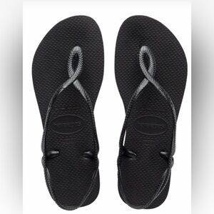 HAVAIANAS- NEW- flip flops